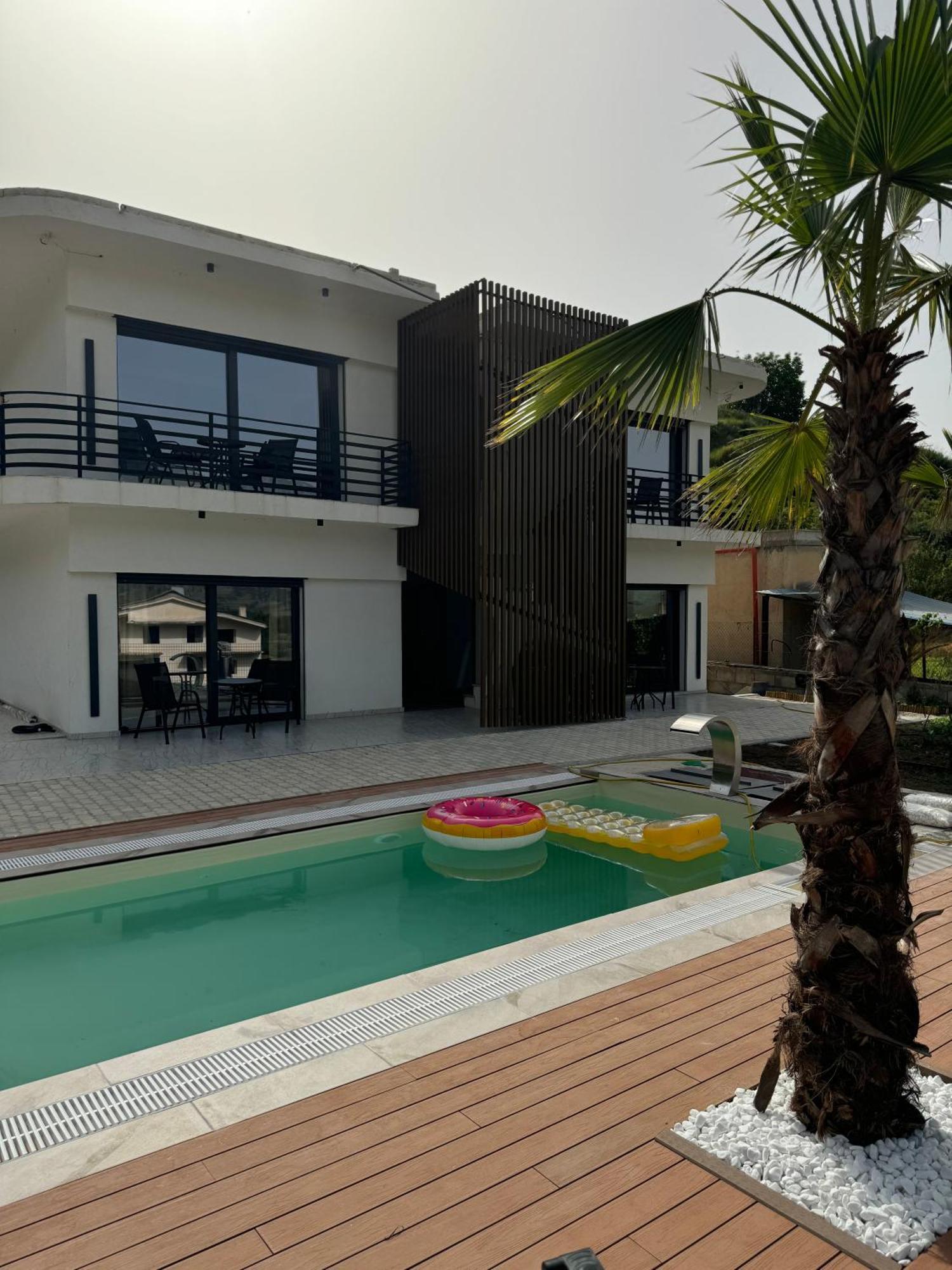 Hela Residence Bashkia e Orikumit Exteriör bild